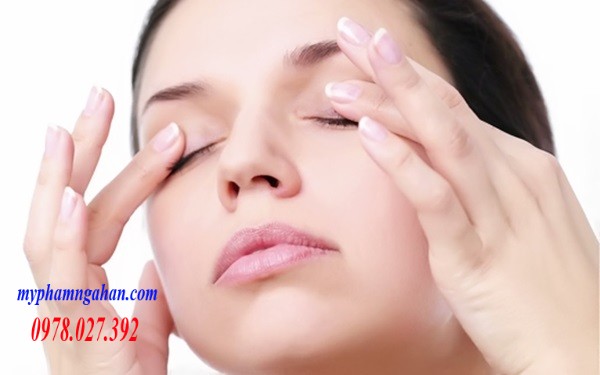 te-bao-goc-ampoules-nang-co-xoa-nhan-voi-vi-tao-3 (1)